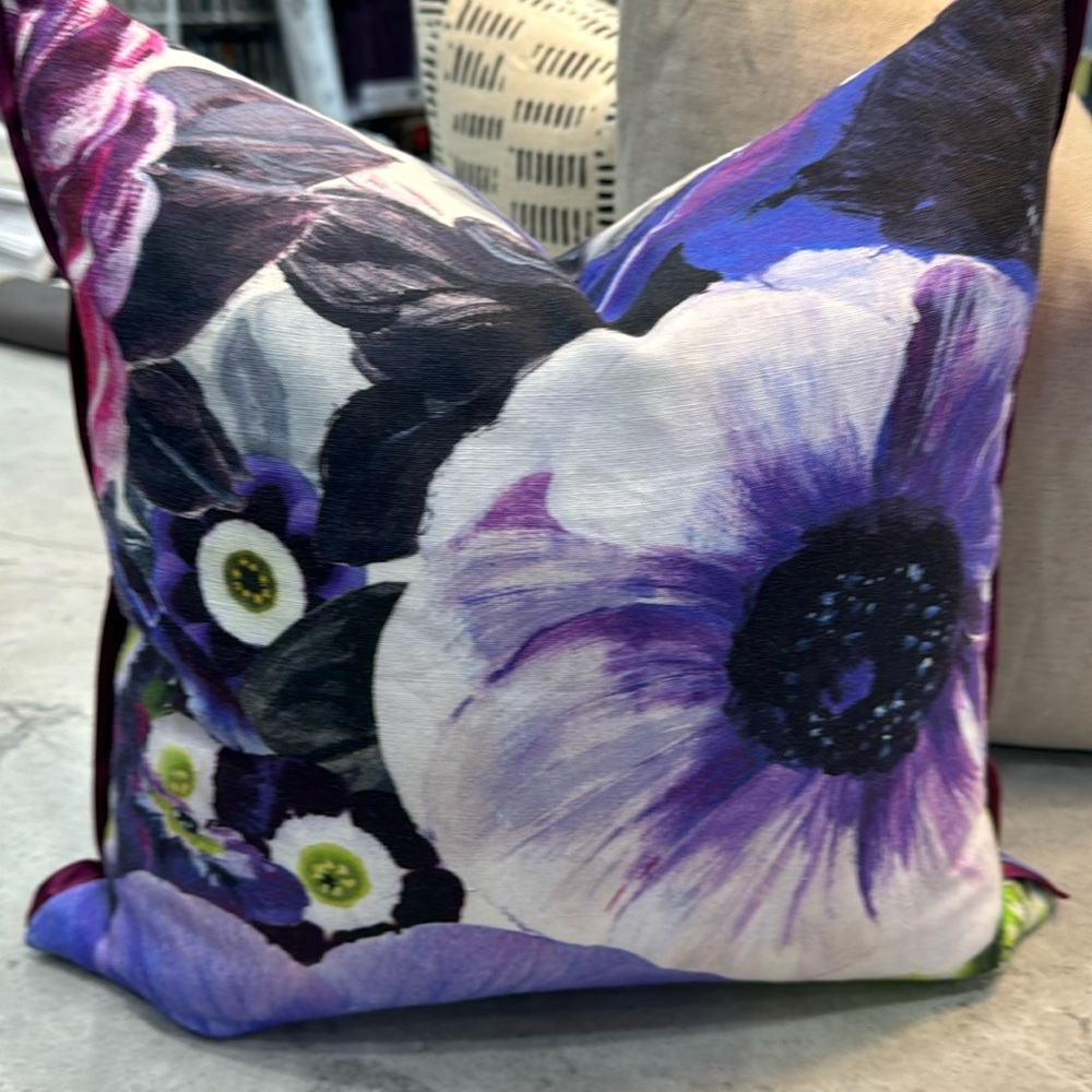 Cushion designer guild 16 x 16